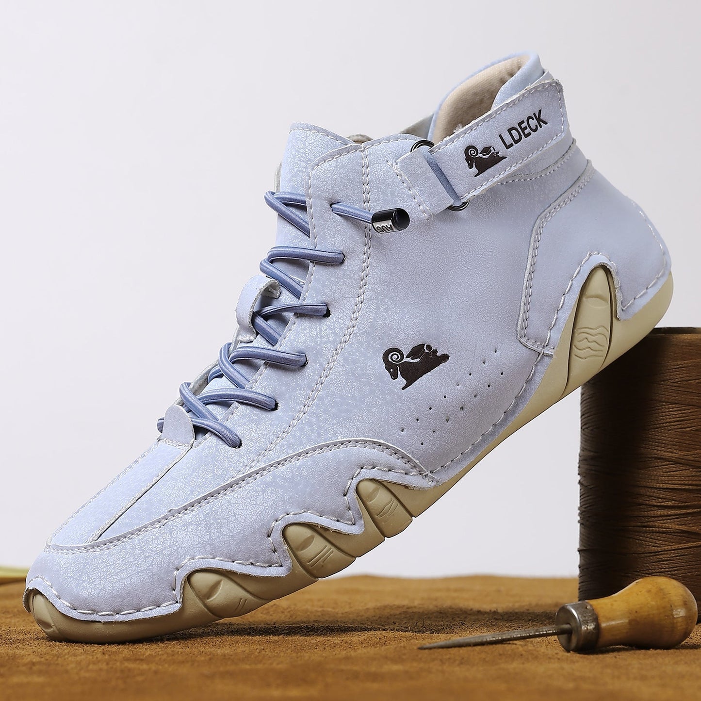 VoglDeck — Κομψά παπούτσια, σχεδιασμένα για ανακούφιση