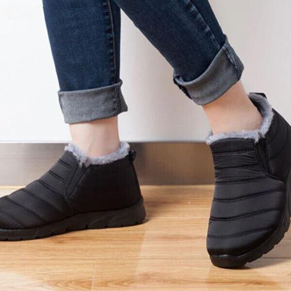 מגפי חורף MaxComfort: חום ונוחות מובטחים כל החורף