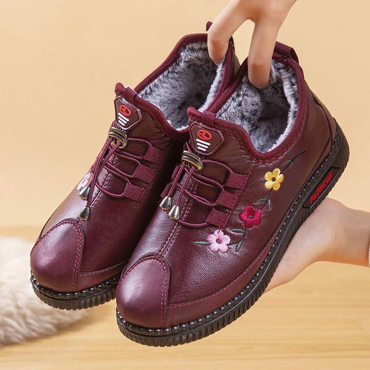 Leather flower shoes for luxurious and durable comfort