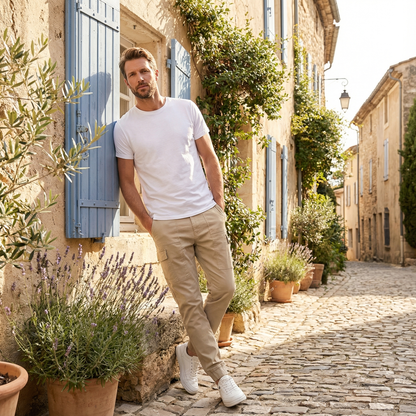 Pantalón cargo cómodo y funcional con múltiples compartimentos 